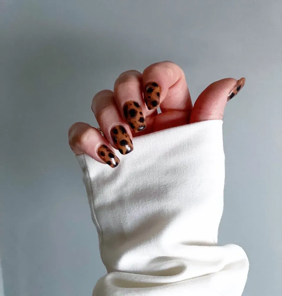 Ongles à Besançon